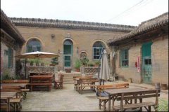 灵石崇宁堡温泉酒店由出名景点王家大院的五堡